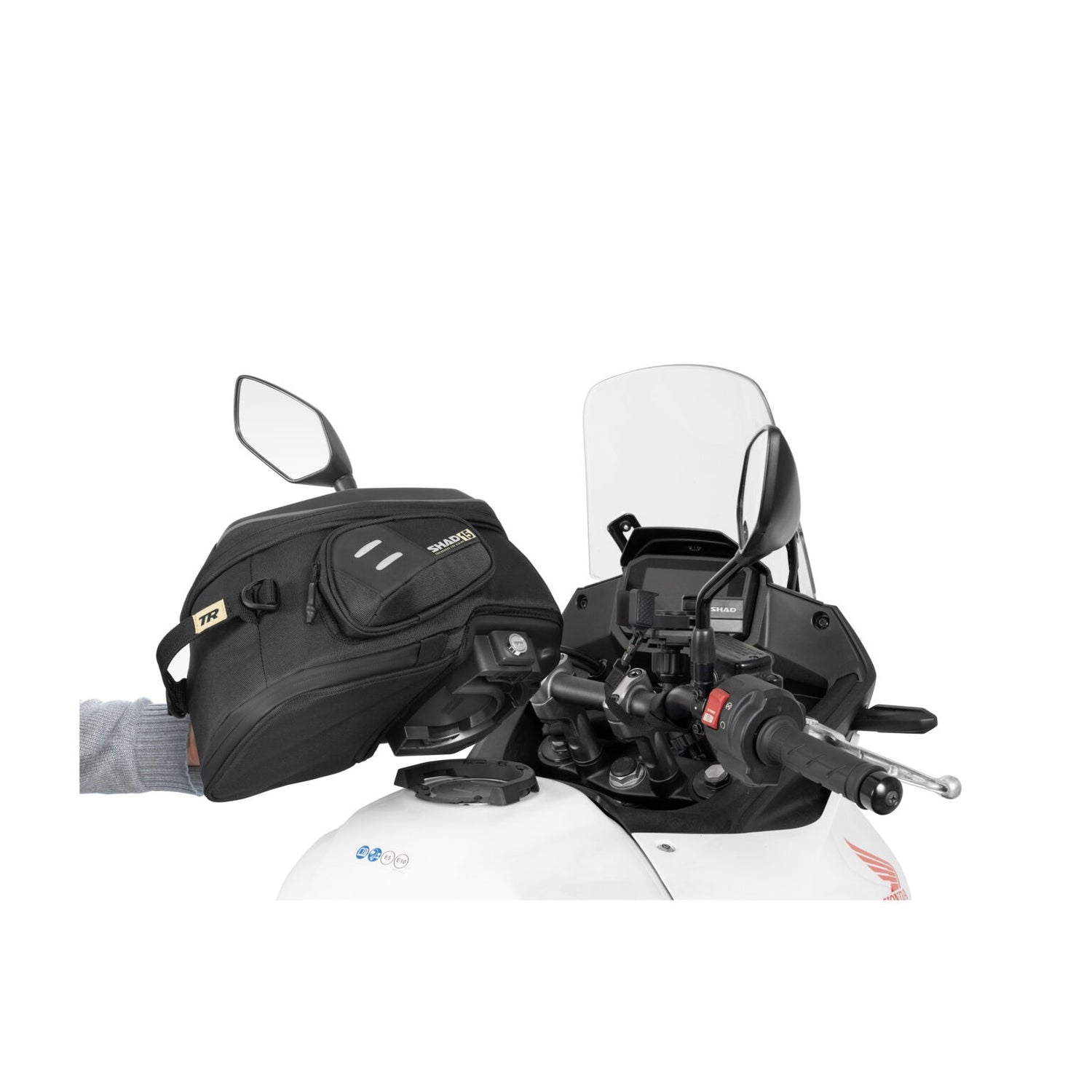 Shad T010CS Click System Fitting Kit for Aprilia/Benelli/Benda/Malaguti/Moto Guzzi/MV Augusta/Triumph/UM Models