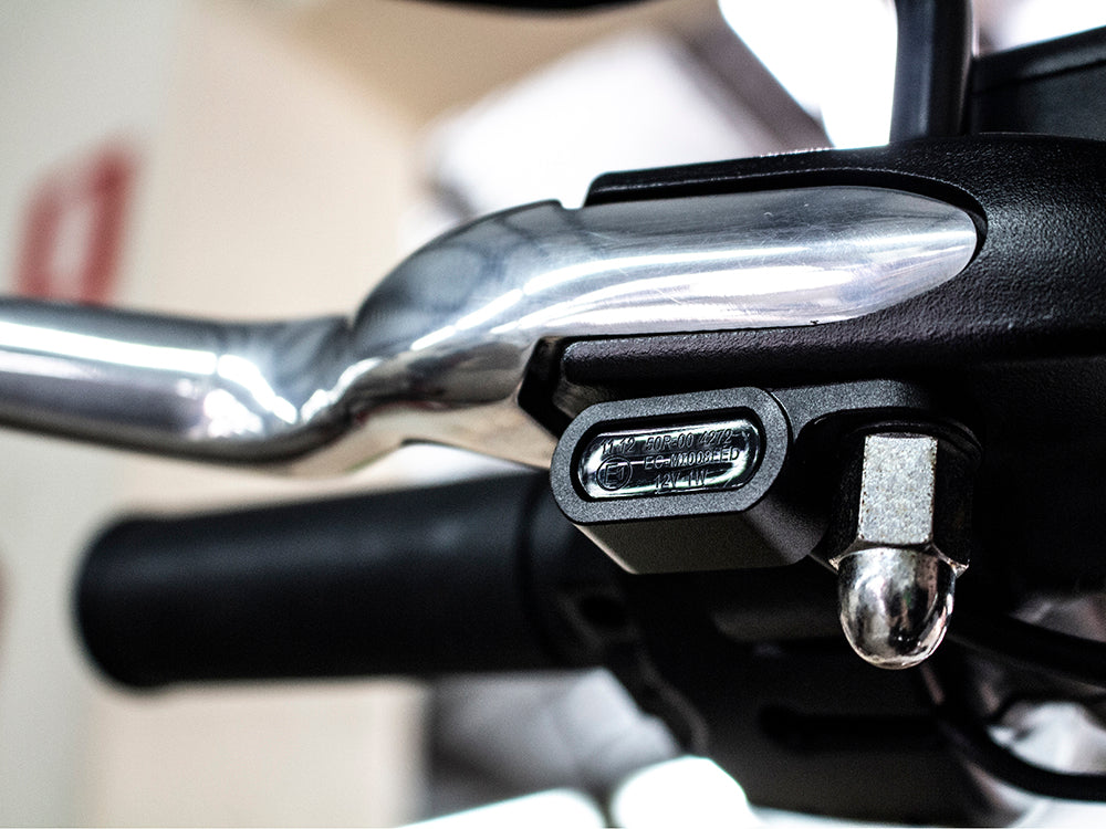 RSS BAI-L22-0231MBE Under Perch Turn Signals Black for Sportster 14-21