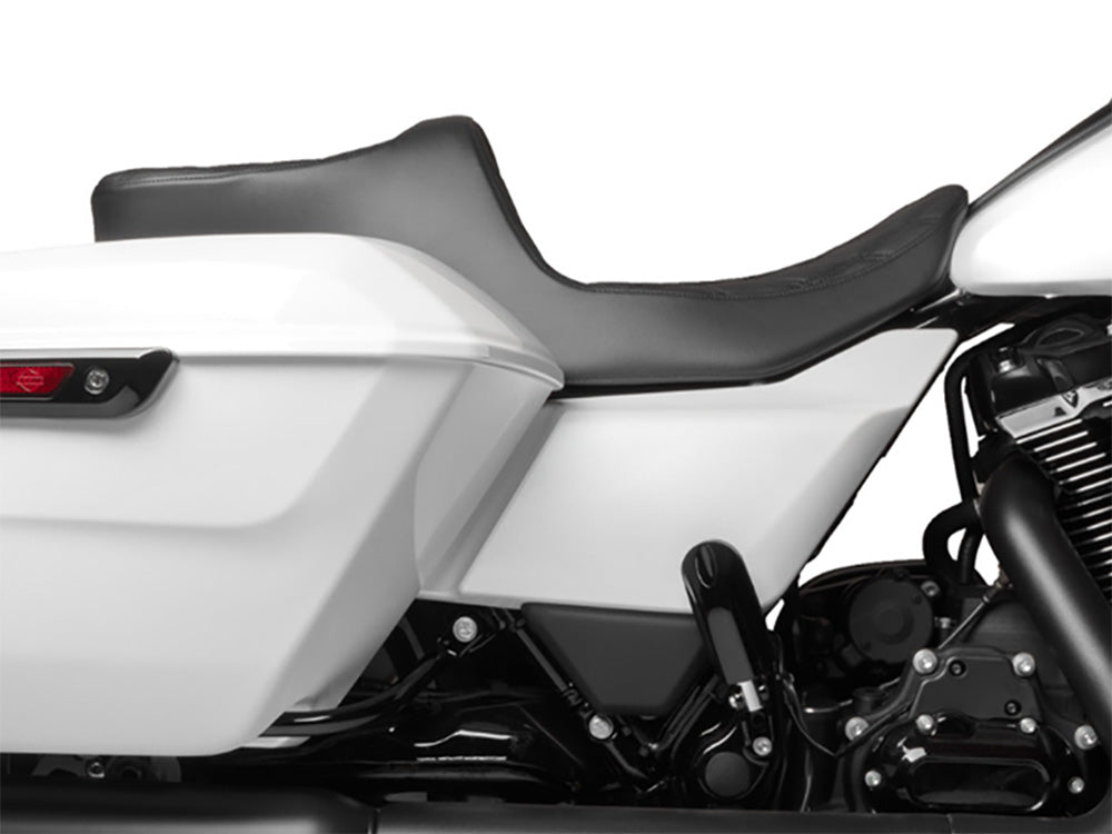 Drag Specialties DS-0801-1931 Predator 3 2-Up Dual Seat w/Black Double Diamond Lattice Stitch for Harley-Davidson CVO Touring 23-Up/Street Glide/Road Glide 24-Up/Touring 25-Up