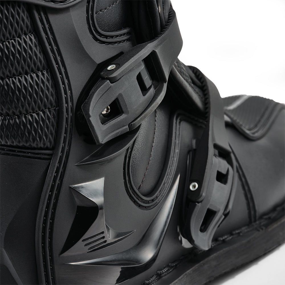 Fusport DP2 Black/White Boots