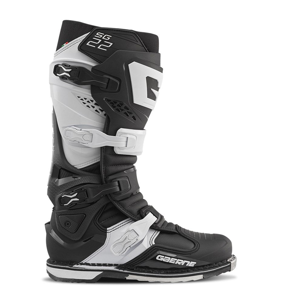 Gaerne SG-22 Black/White Boots