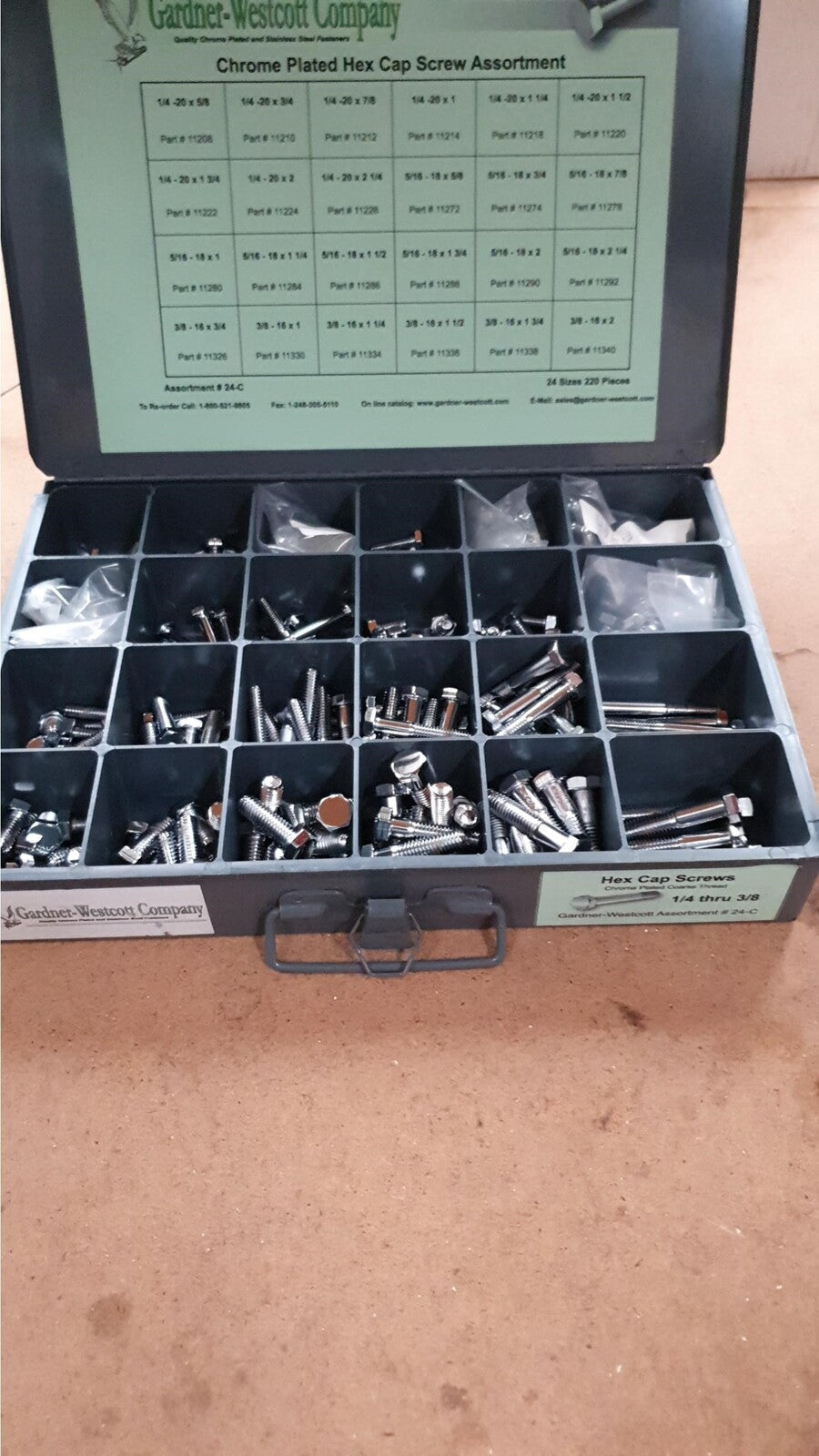 Gardner-Westcott GW24C Tray Assortment Hex Bolts Chrome 220PC/24 Sizes UNC 1/4 through to 3/8 - CC1I