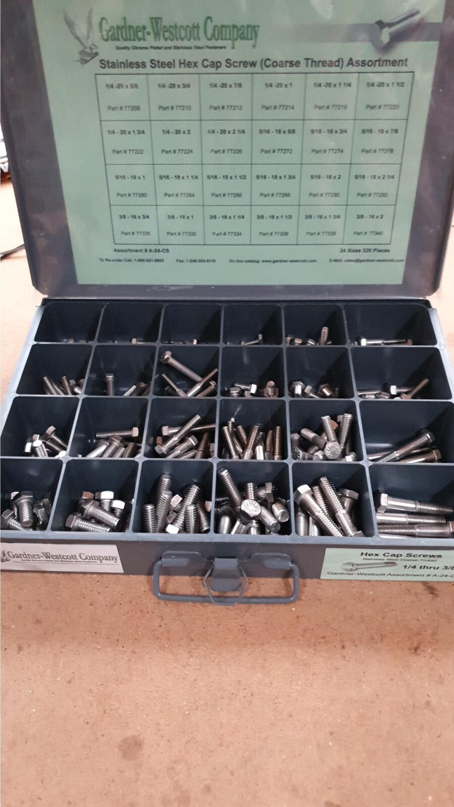 Gardner-Westcott GWA24CS Tray Assortment Hex Bolts Stainless Steel 227PC/24 Sizes 1/4 through to 3/8 - CC1I (