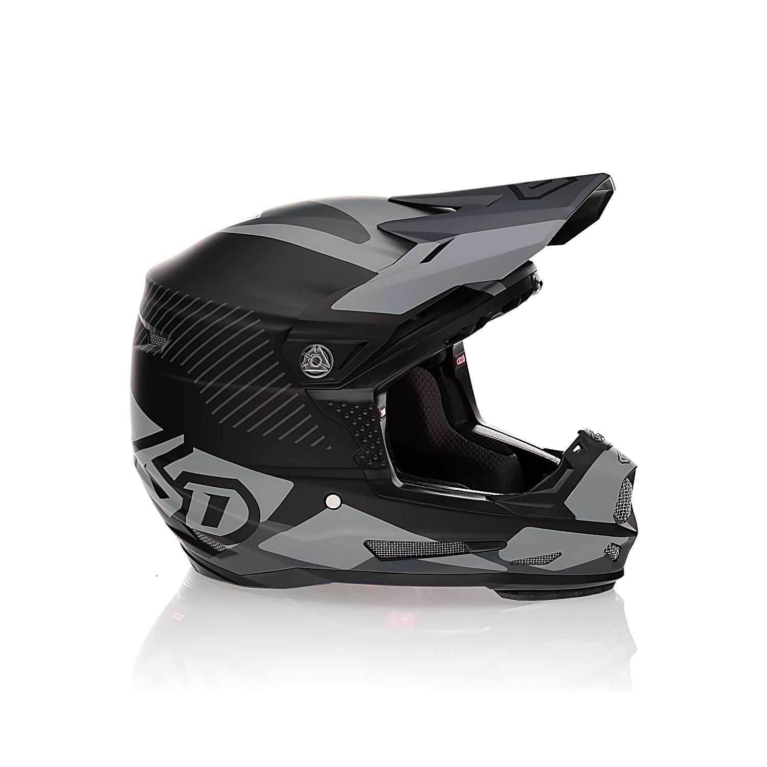6D ATR-2Y Fusion Black Youth Helmet - EasyR