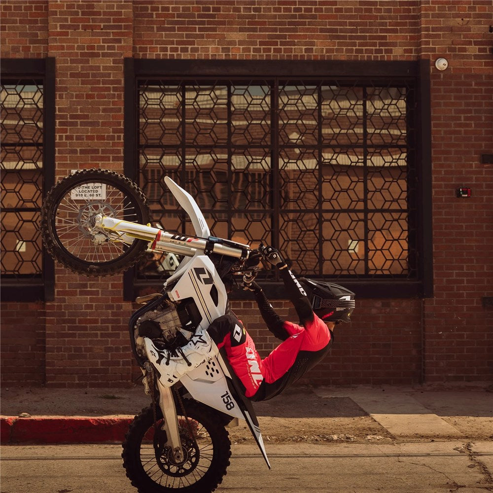 One Industries X-297 Focus Black/White Helmet