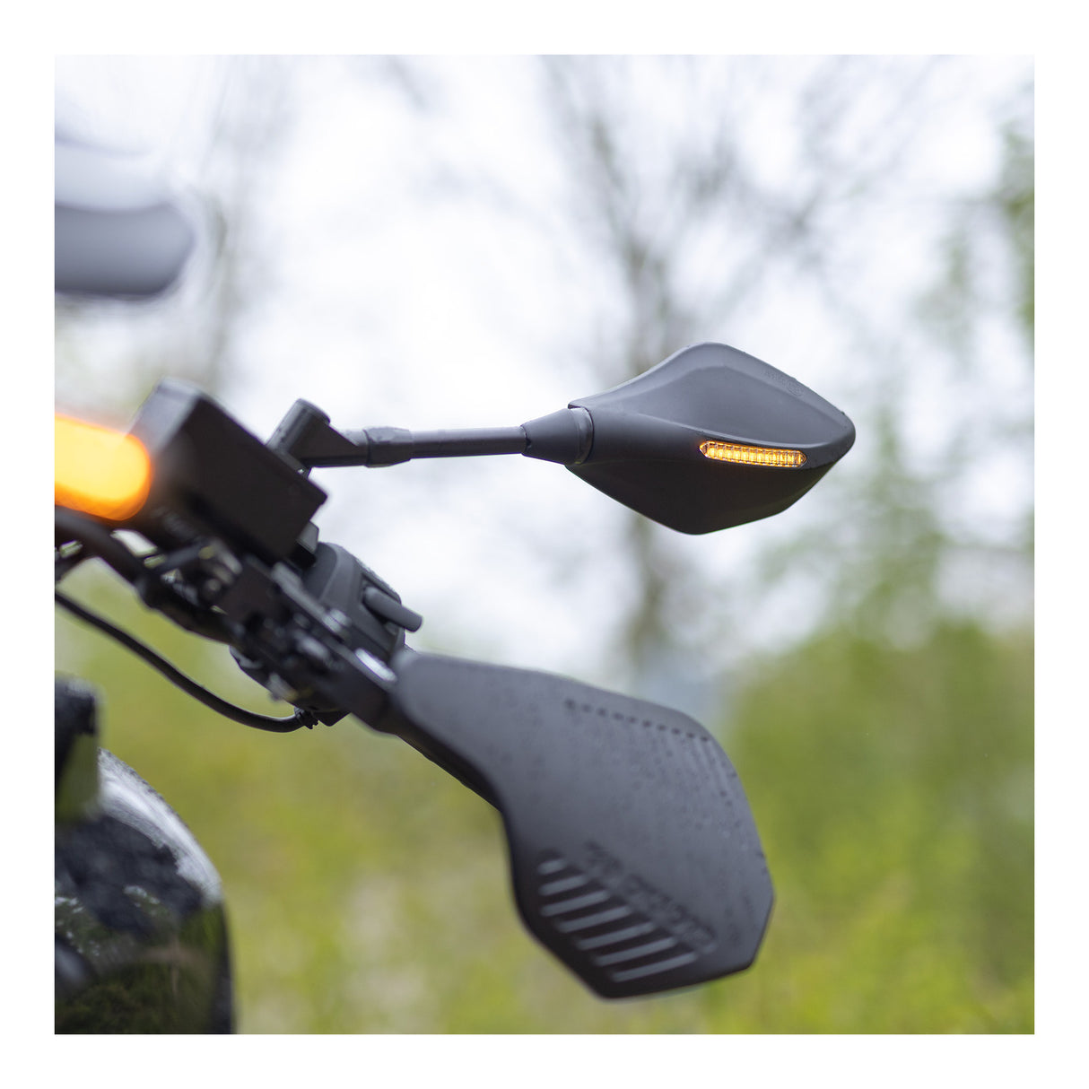 Oxford Signal Left Mirror M10 x 1.25 Right Hand Thread