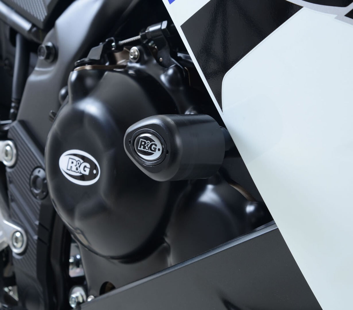 R&G Racing Aero Style Frame Crash Protectors Black for Honda CBR500R 16-18