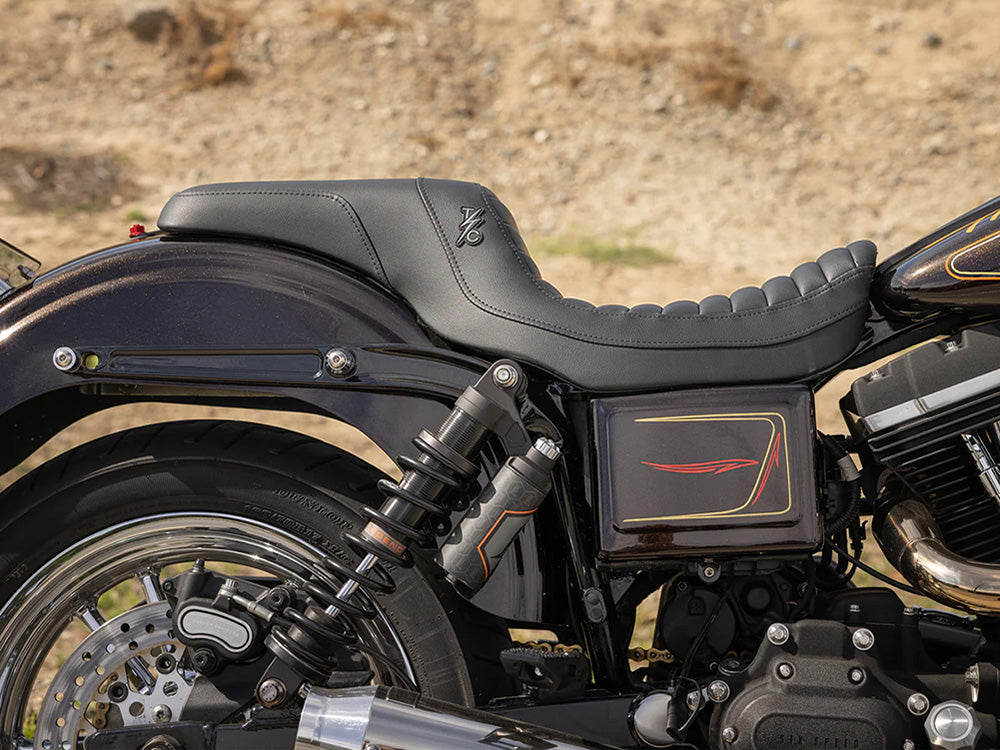 Saddlemen SAD-TS80604T Thrashin' Pro Series Tuck & Roll Dual Seat for Harley-Davidson Dyna 06-17