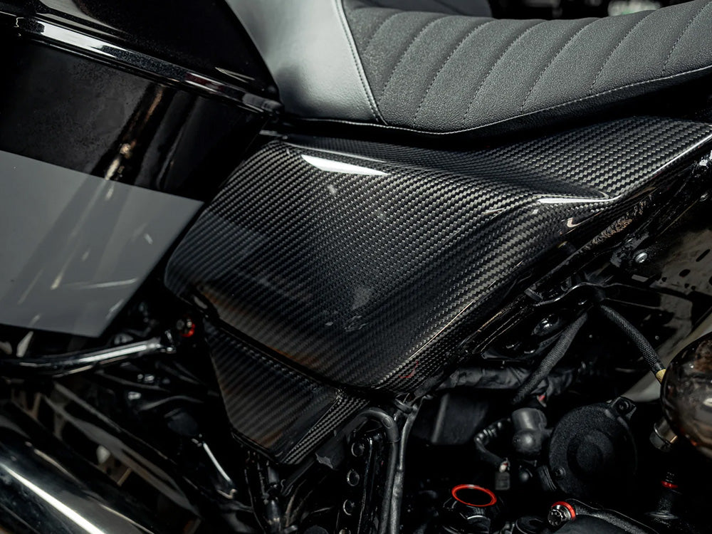 Slyfox Performance SF-0520-4099 Carbon Side Covers Gloss Finish for Harley-Davidson CVO Touring 23-Up/Street Glide/Road Glide 24-Up/Touring 25-Up
