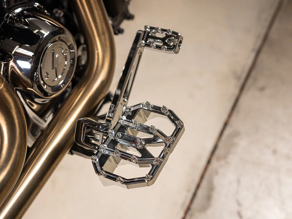 Thrashin Supply TS-TSC-2031-3-SF Aggressor Front Rider Mini Floorboards Chrome for Harley-Davidson Softail 18-Up