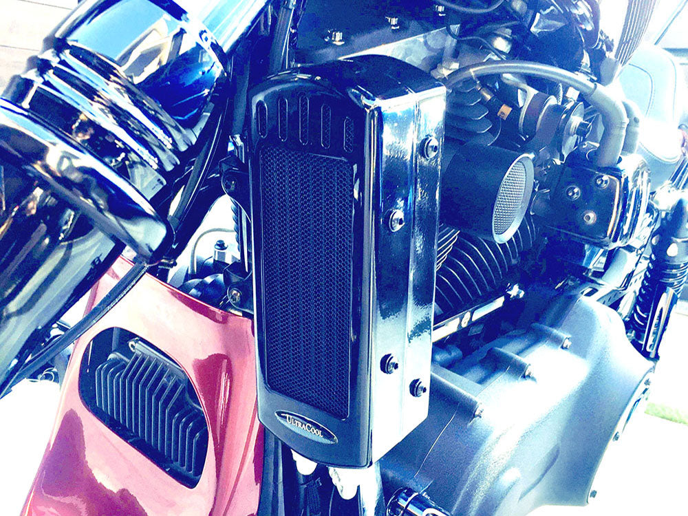 UltraCool UC-SMS-1G Fan Assisted Side Mount Oil Cooler Kit Gloss Black for Softail 85-17
