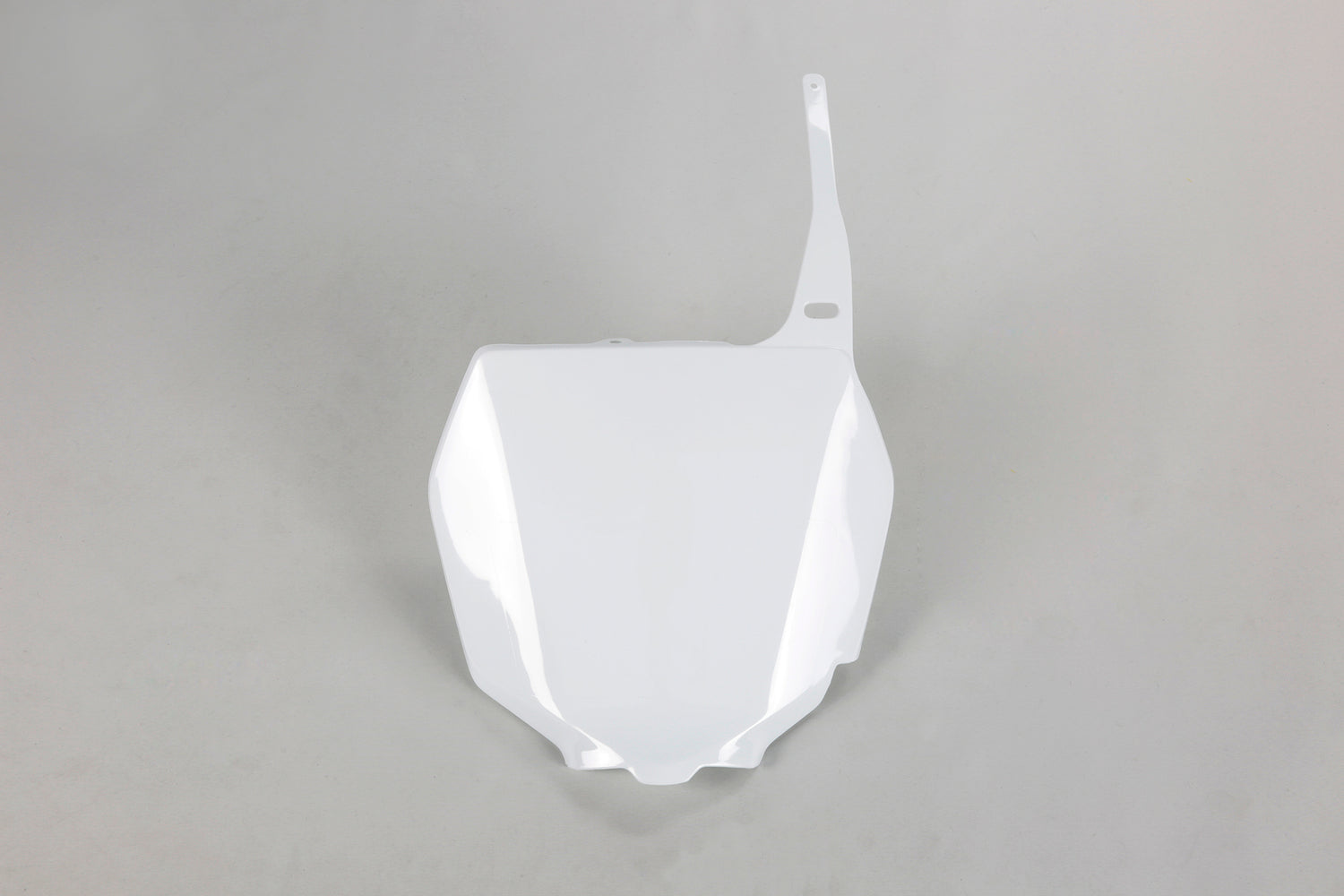 UFO Front Number Plate White for Suzuki RM125/RM250 01-23/RMZ250 07-09/RMZ450 05-07