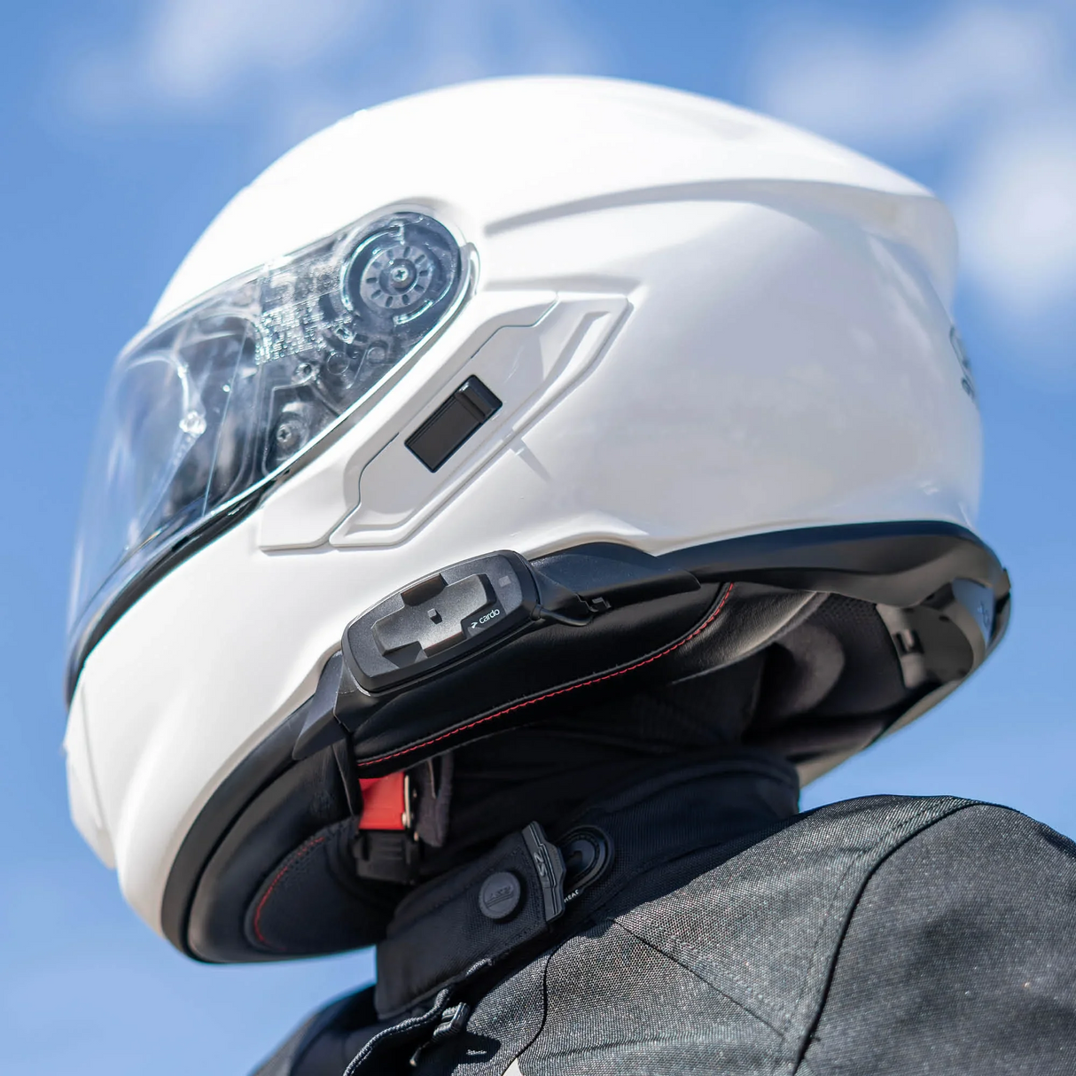 Cardo Freecom 4X-S UCS Single Bluetooth Communication System for Shoei Gen 3 Helmets