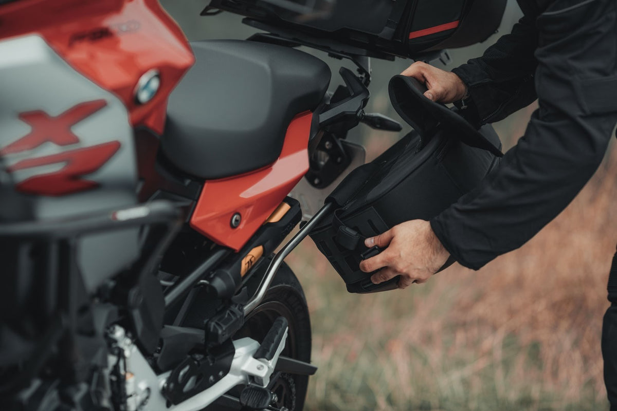 SW-Motech SW-BCHTA1174030601 PRO BLAZE H Black Saddlebag Set for Triumph Speed Triple R 12-16