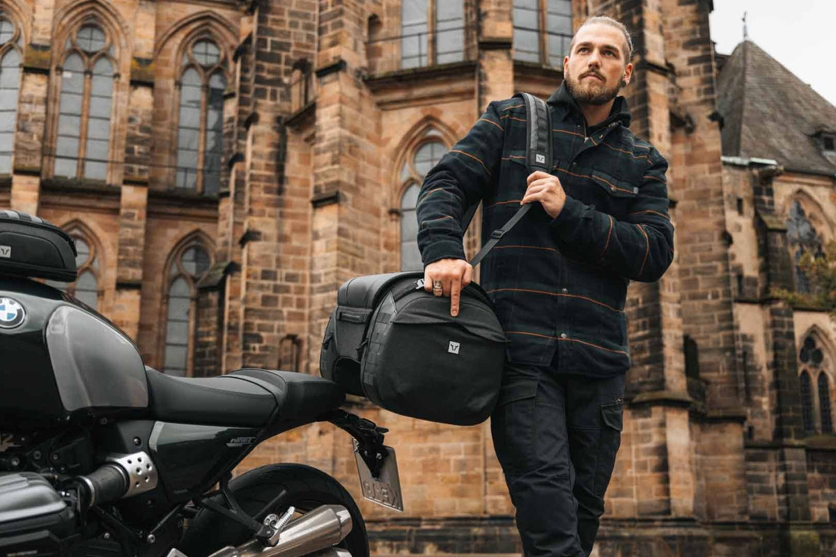 SW-Motech SW-BCHTA0040620000 Legend Gear LR4 Black 18-25L Tail Bag