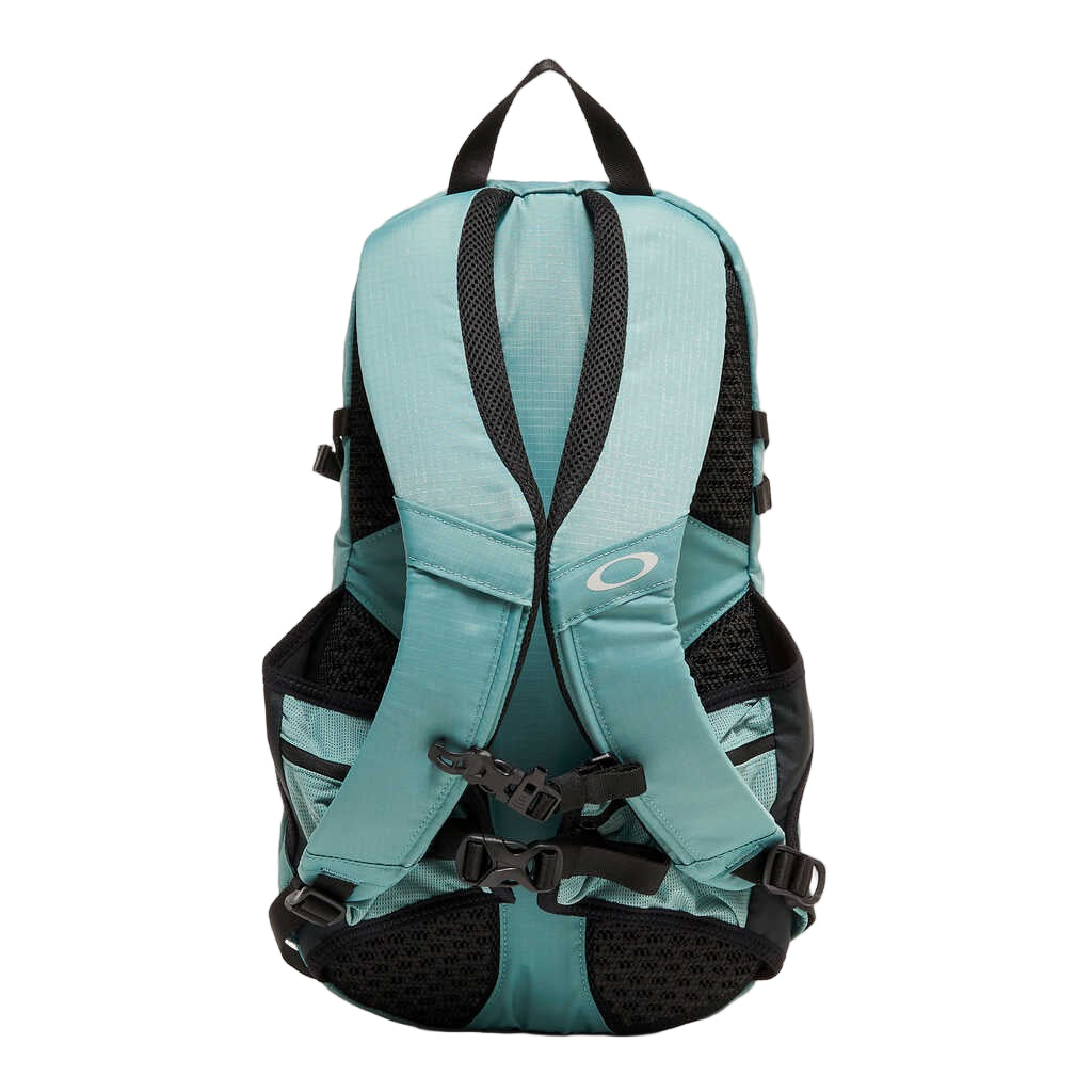 Oakley Seeker Traverse RC Pacific 13L Hydra Bag