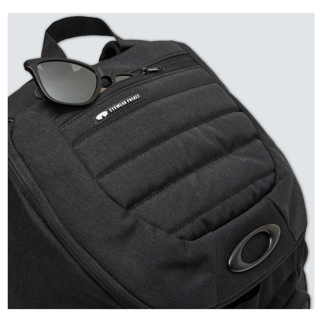 Oakley Enduro 3.0 Blackout 30L Big Backpack