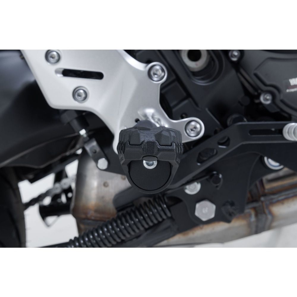 SW-Motech SW-FRS0611210400-B EVO Footrest Kit Black for Yamaha Tracer 9/Tracer 9 GT/Tracer 9 GT+ 24-Up