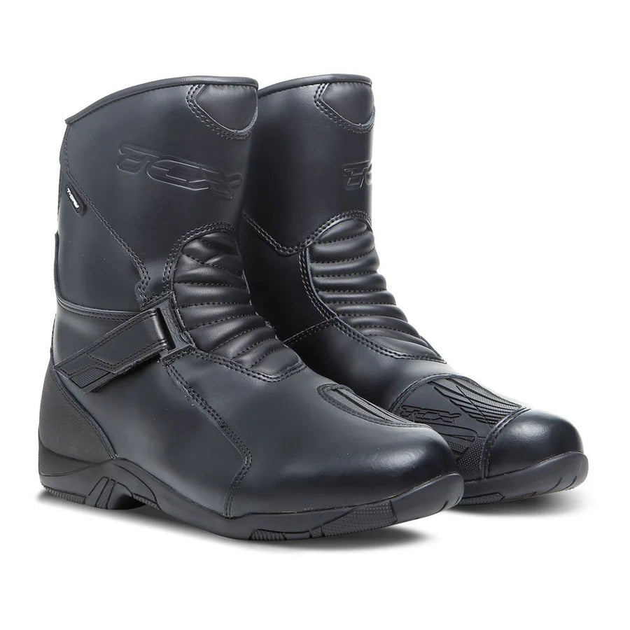 TCX Hub Waterproof Black Boots [43] [INTERNAL]