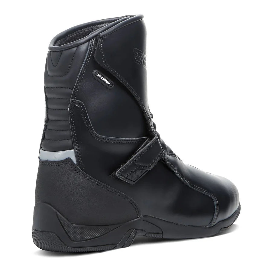 TCX Hub Waterproof Black Boots [43] [INTERNAL]