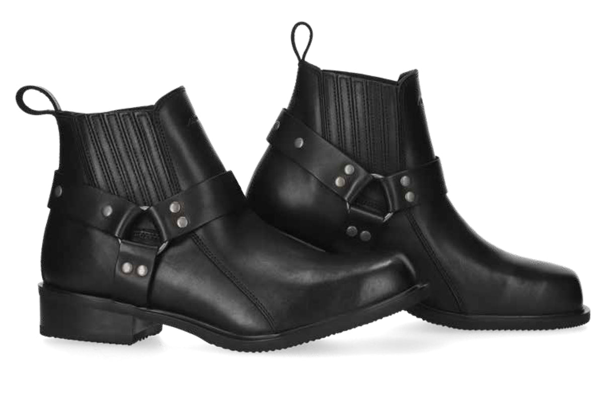 Argon Roller Black Boots