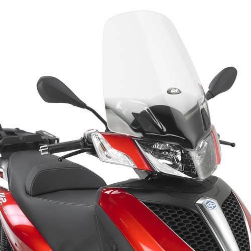 Givi D5600ST Clear Windshield 57 x 44.5cm for Piaggio Mp3 Yourban 125-300 11-18