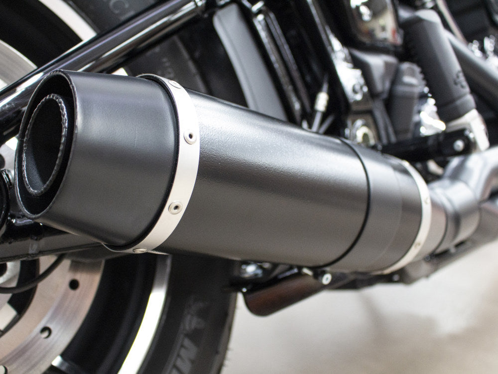 D&D Exhaust DD636Z-31B Bob Cat 2-1 Exhaust Black w/Black Satin Sleeve Muffler for Softail 18-Up