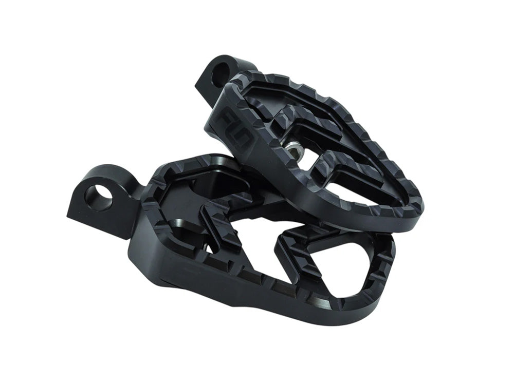 Flo Motorsports FLO-V-800BLK Savage Series Footpegs Black w/H-D Male Mount