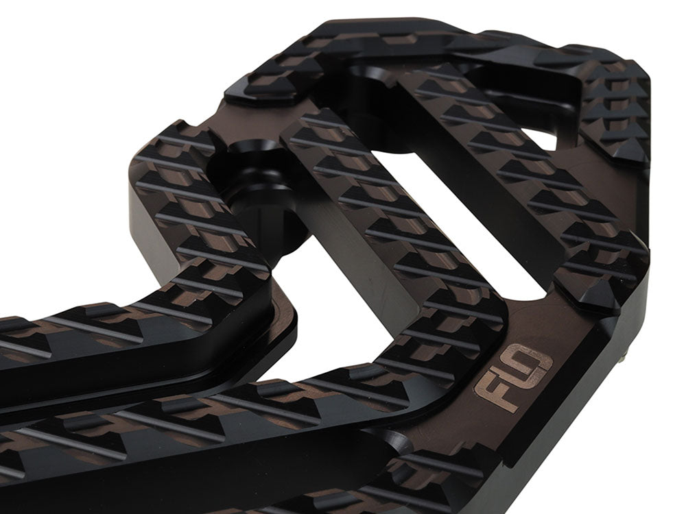 Flo Motorsports FLO-V-800V5BLK Savage Series Front Floorboards Black for Harley-Davidson Touring 80-Up/FL Softail 86-17/Dyna Switchback 12-16