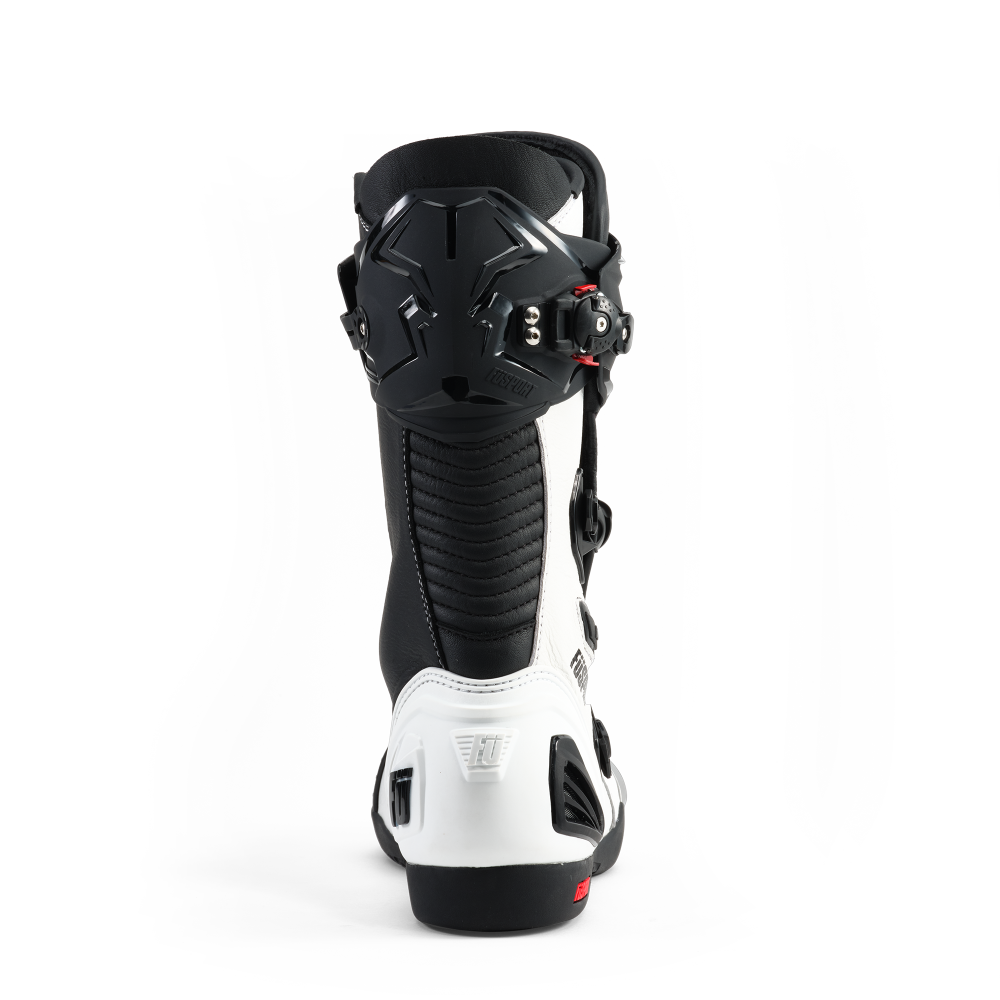 Fusport XR1 White/Black/White Boots