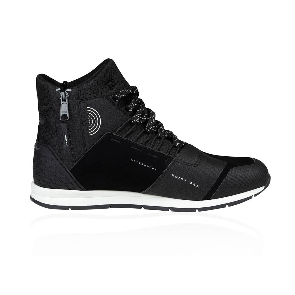 Ixon Freaky WP Black/White Boots