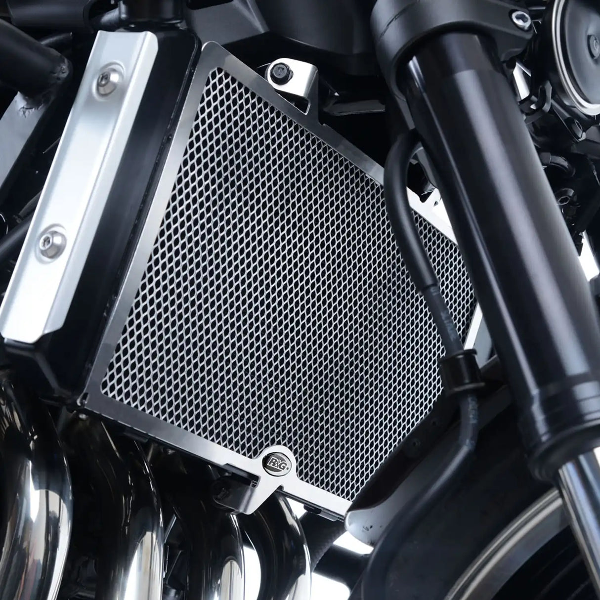 R&G Racing Radiator Guard Titanium for Kawasaki Z900RS 18-20