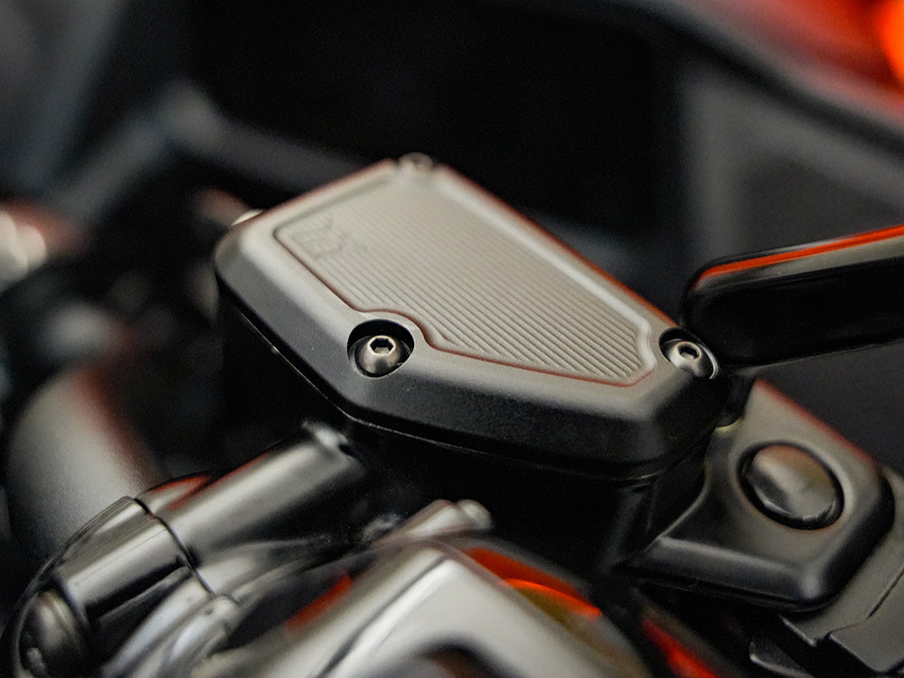 Kodlin KM-KUS25855 Front Master Cylinder Cover Black for Harley-Davidson CVO Touring 23-Up/Street Glide/Road Glide 24-Up