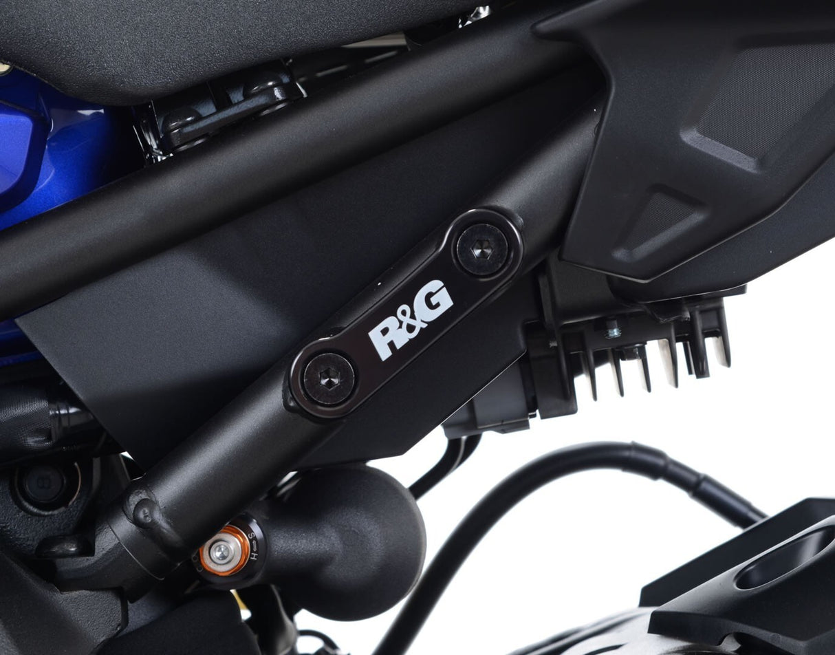 R&G Racing Rear Footrest Blanking Plates Black for Yamaha MT-10 16-20