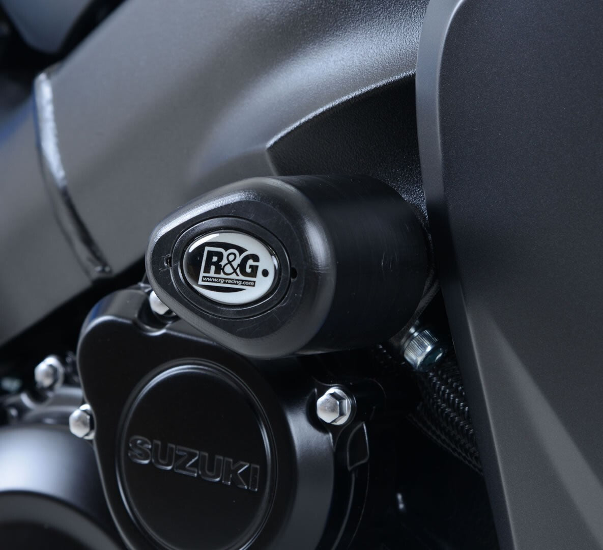 R&G Racing Aero Style Frame Crash Protectors Black for Suzuki GSX-S1000 FA 15-20