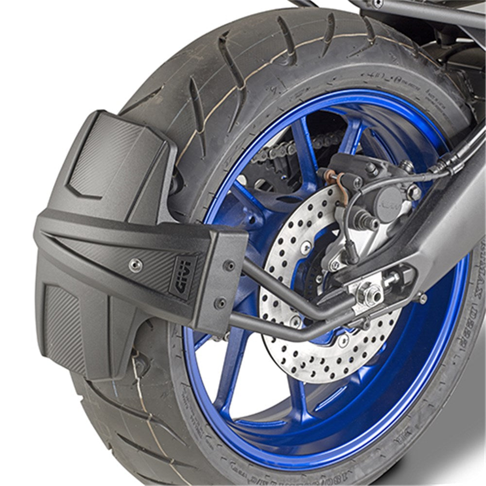 Givi RM2139KIT Spray Guard Mounting Kit for Yamaha MT-09/Tracer 900/Tracer 900 GT 18-20 w/RM02 Spray Guard