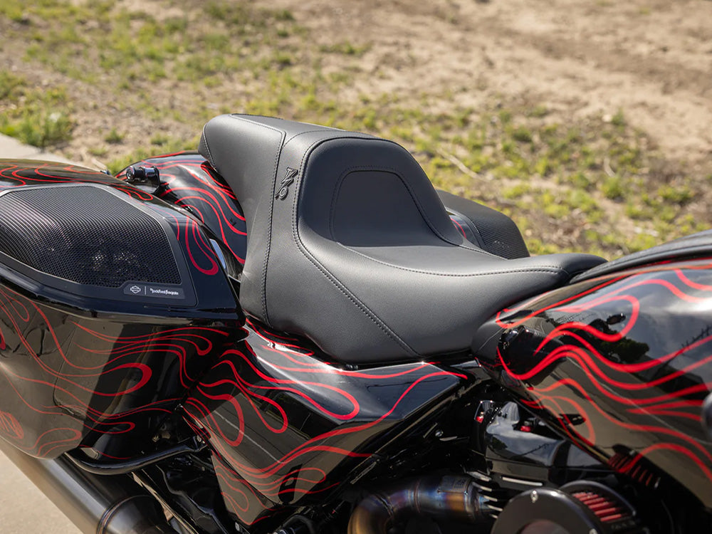 Saddlemen SAD-TS82307 Thrashin' Pro Series Smooth Dual Seat for Harley-Davidson CVO Touring 23-Up/Street Glide/Road Glide 24-Up/Touring 25-Up
