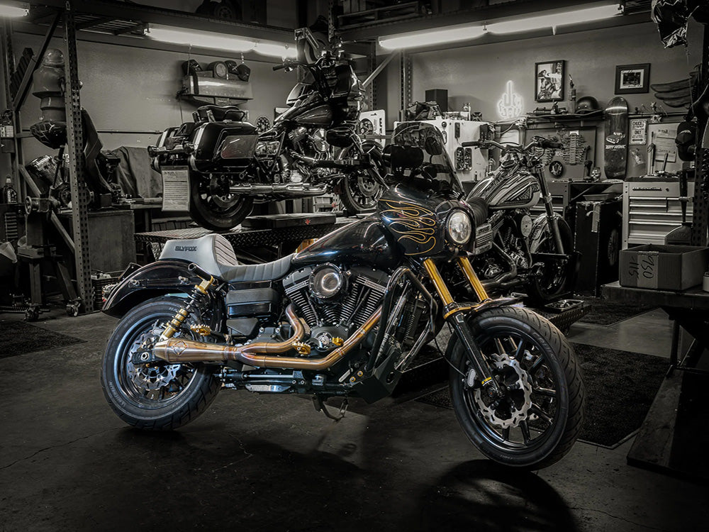 Slyfox Performance SF-0803-0754 Highnoon Tuck N Roll Dual Seat for Harley-Davidson Dyna 06-17