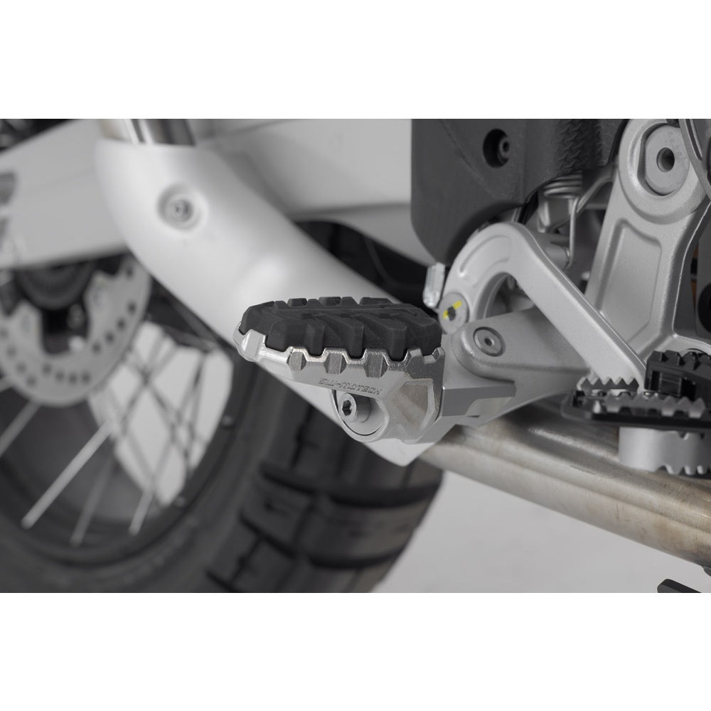 SW-Motech SW-FRS0611210201 EVO Footrest Kit Silver/Black for Yamaha Tenere 700 19-Up