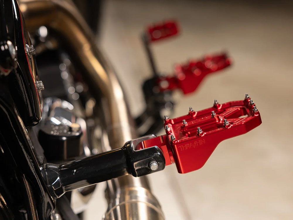 Thrashin Supply TS-TSC-2022-2-SR Aggressor Rear Passenger Footpegs Red for Harley-Davidson Softail 18-Up