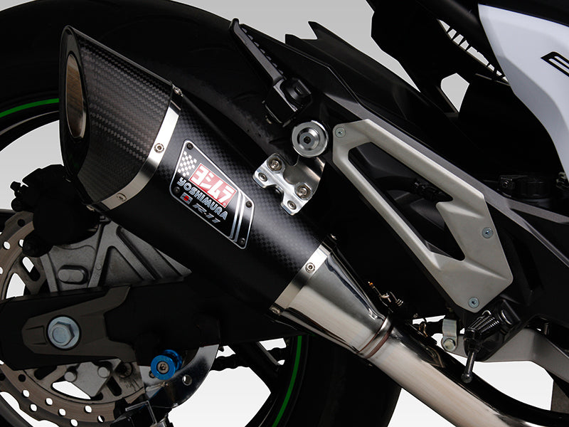 Yoshimura R-11 Street Sports Stainless Slip-On Muffler w/Metal Magic Sleeve for Kawasaki Z800