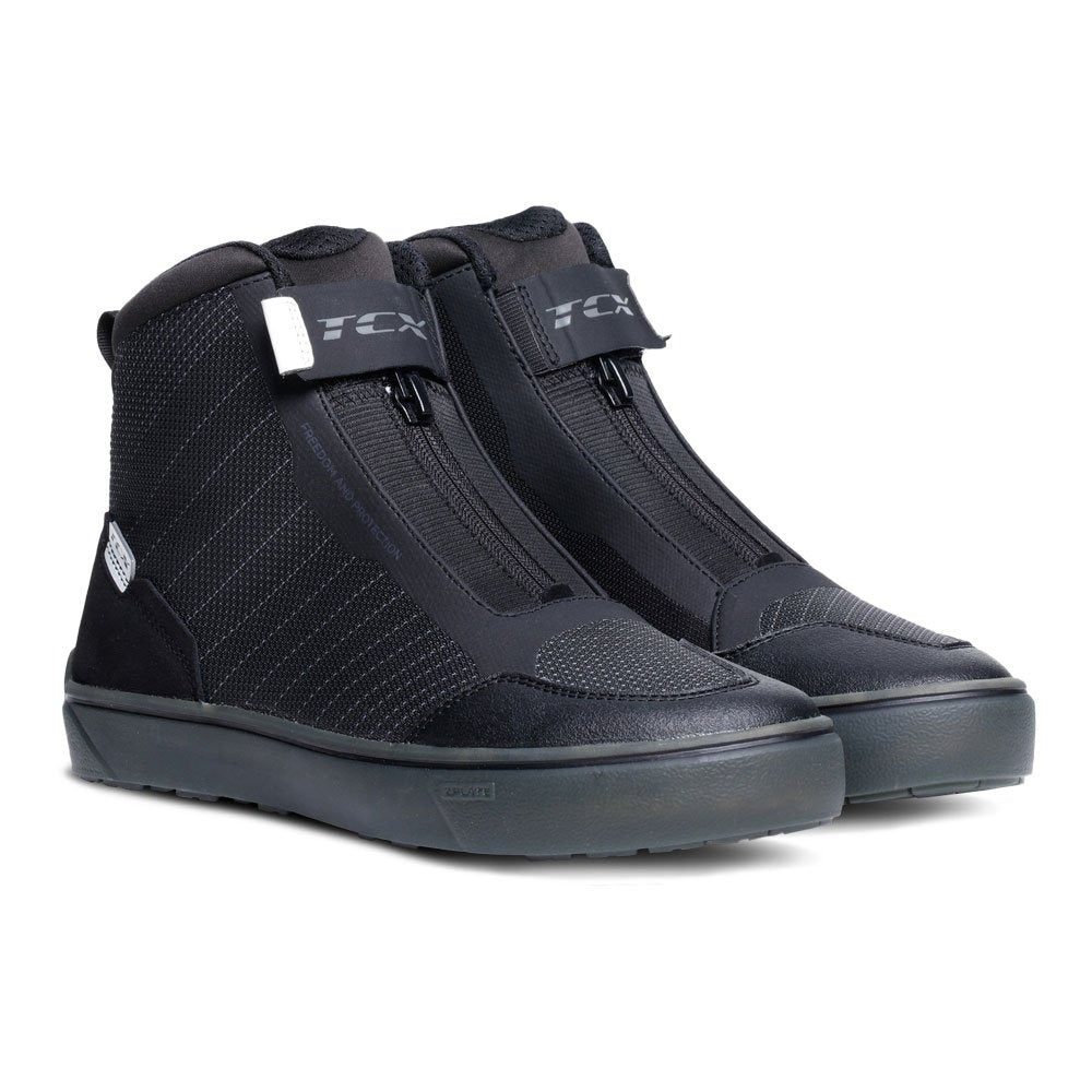 TCX Ikasu 2 WP Black/White Boots