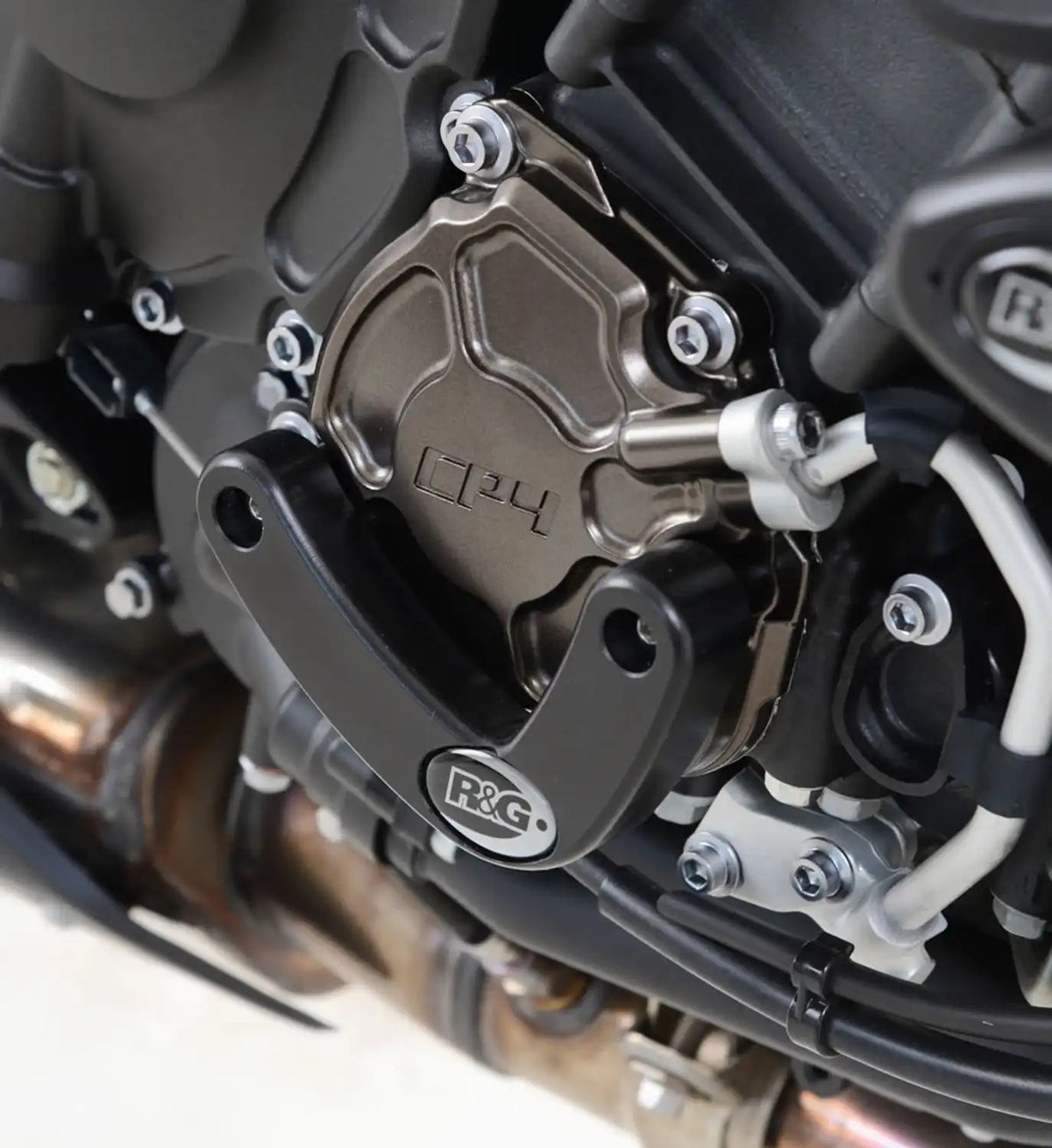 R&G Racing Right Engine Case Slider Black for Yamaha YZF-R1/YZF-R1M 15-Up/MT-10 16-Up/MT-10 SP 17-Up