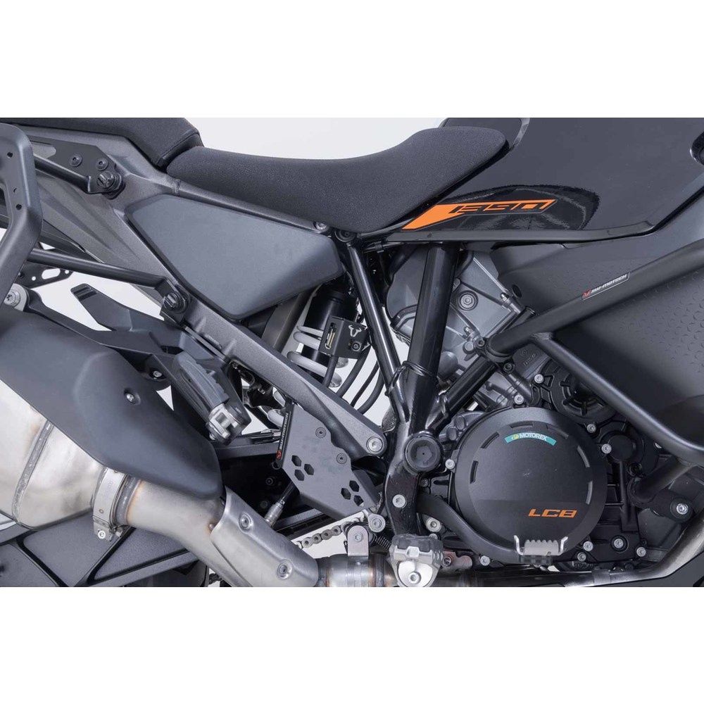 SW-Motech SW-SCT0717410900-B Brake Fluid Reservoir Guard Black for BMW/Ducati/KTM/Husqvarna
