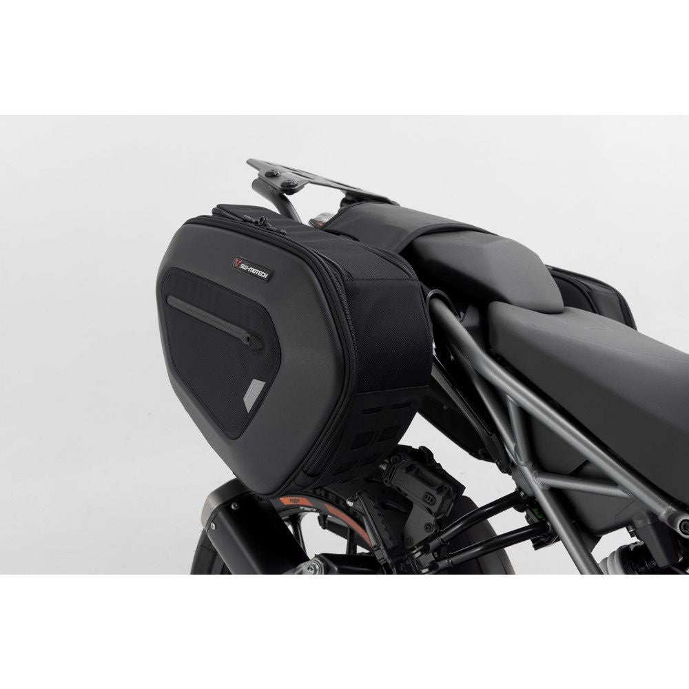 SW-Motech SW-BCHTA0474030400 PRO BLAZE H Black Saddlebag Set for KTM 125/390 Duke 17-Up